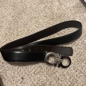 Men’s Reversible black and brown Ferragamo belt size 120